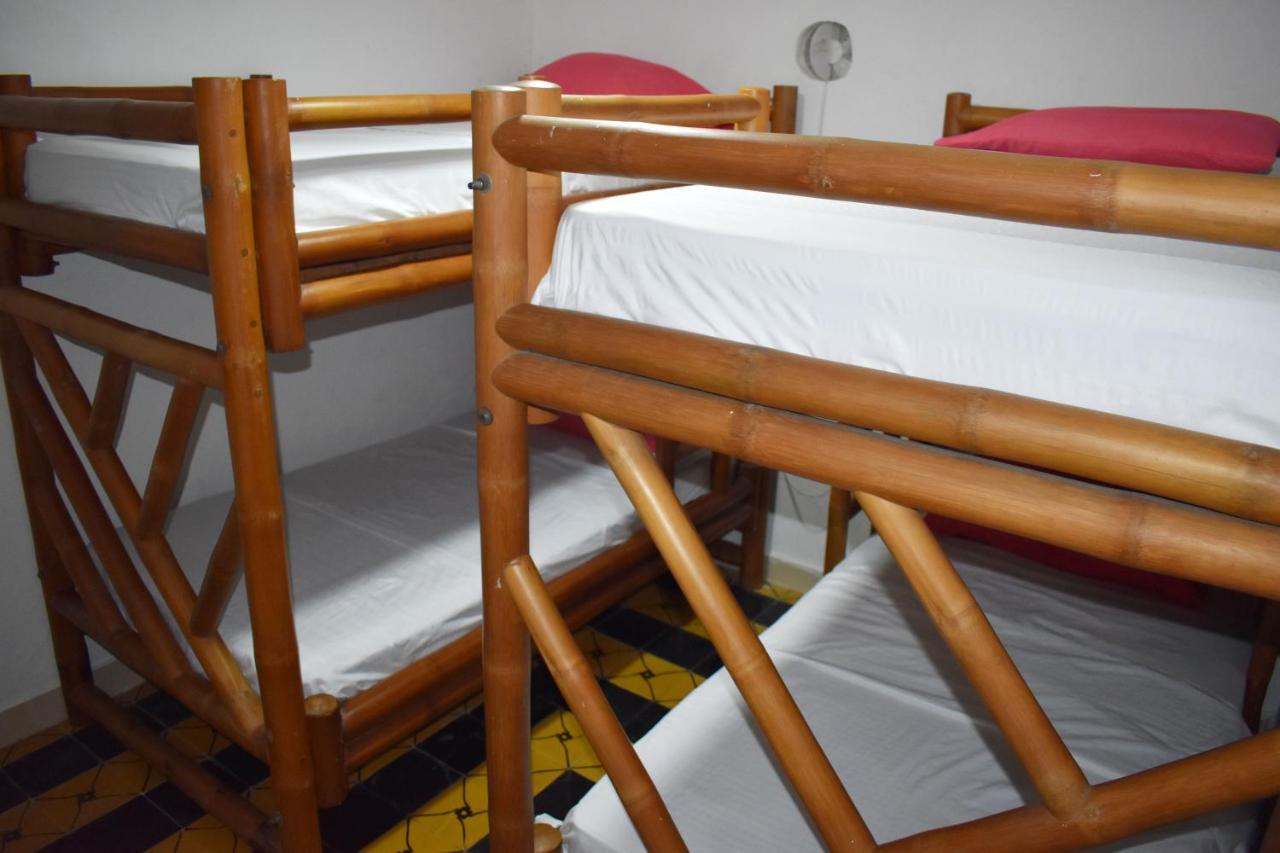 Casa Hostal Kristalu Cartagena エクステリア 写真