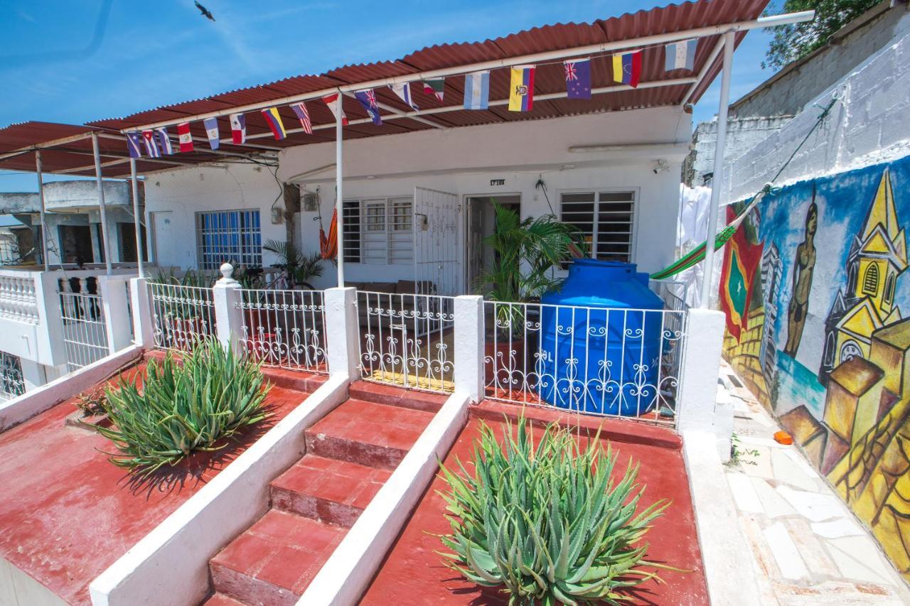 Casa Hostal Kristalu Cartagena エクステリア 写真